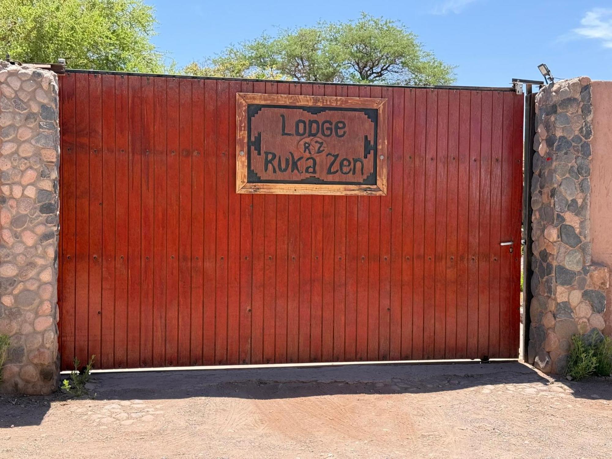 Atacama Lodge Rukazen Rustico 圣佩德罗·德·阿塔卡马 外观 照片